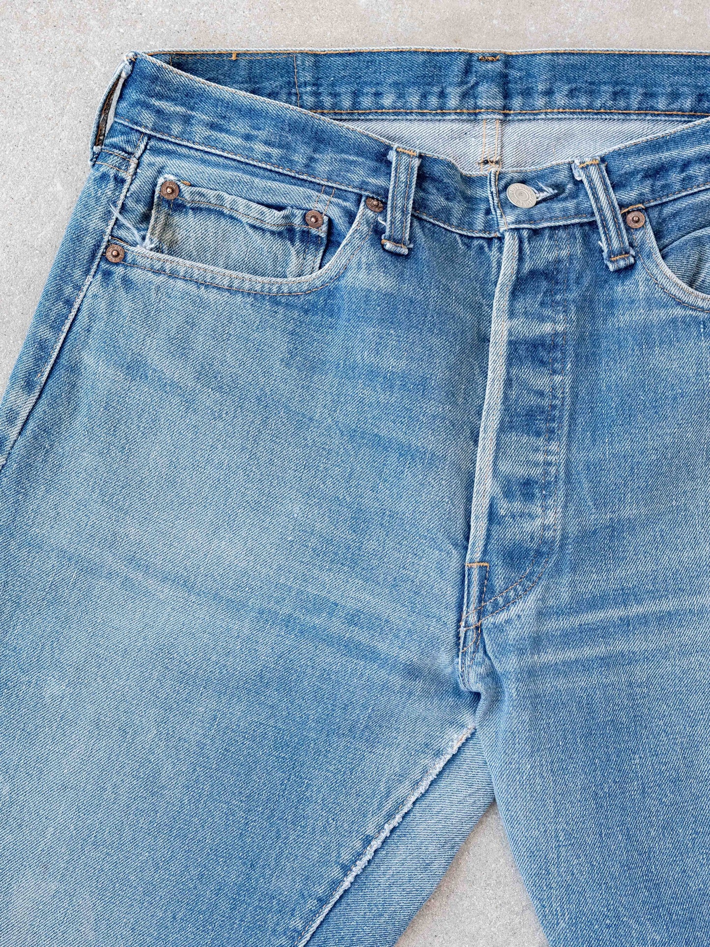 1980’s Levi’s Dark Mid Redlines Twisting Tracks 501s-33W