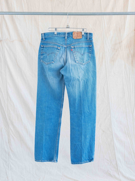 1990’s Midwash and Strong Levi’s 501-32W