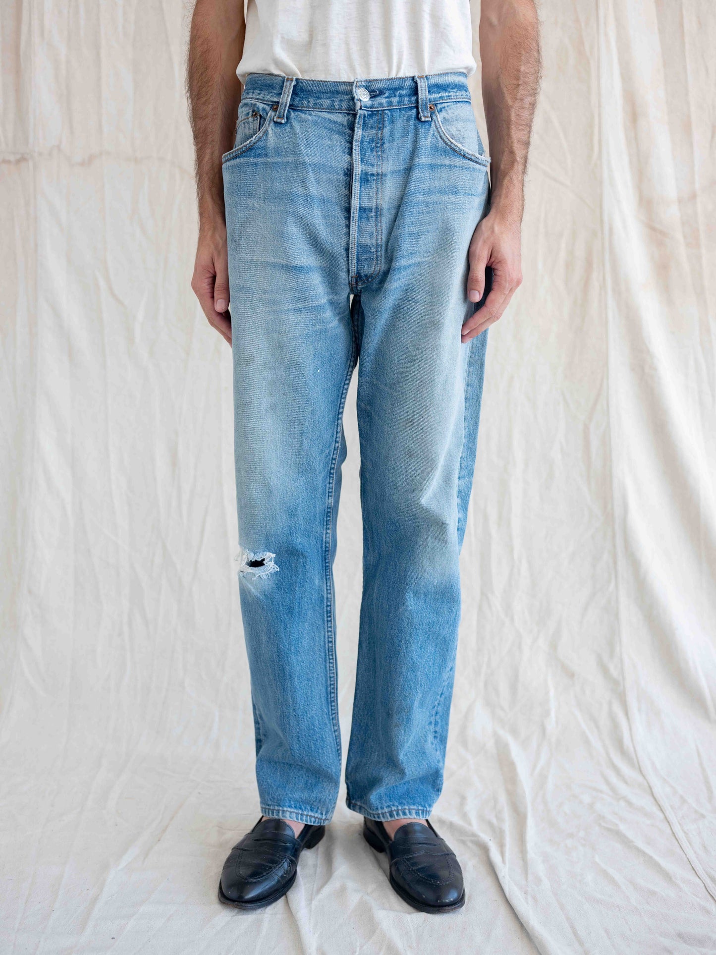 1980’s Light Midwash with Character Levi’s 501-36W