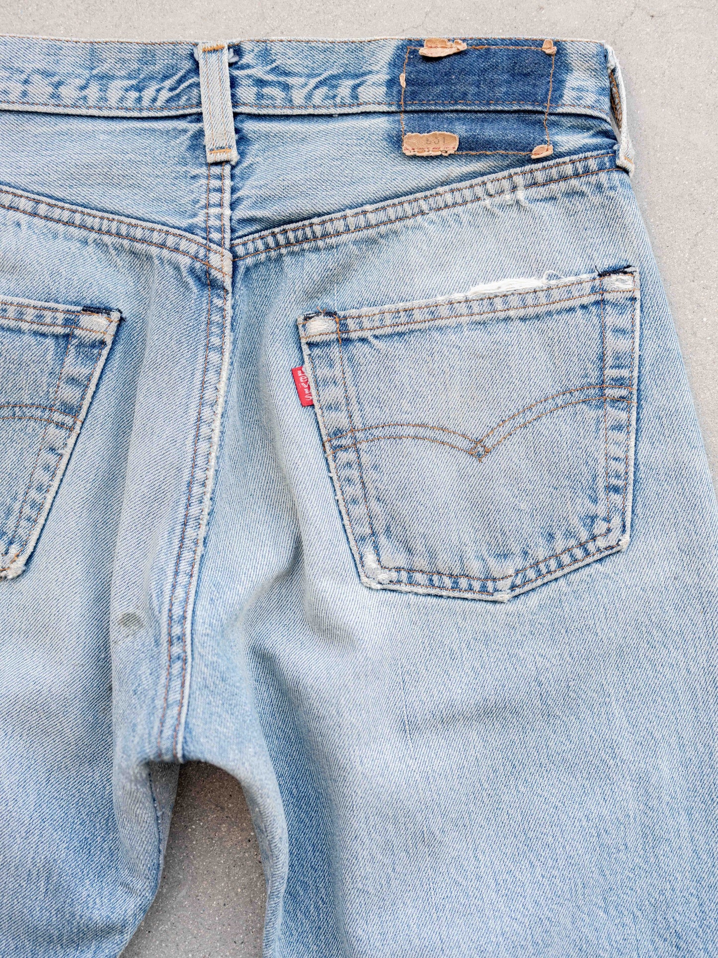1970’s/1980/s Faded Lightwash Levi’s 501s Redlines 29W