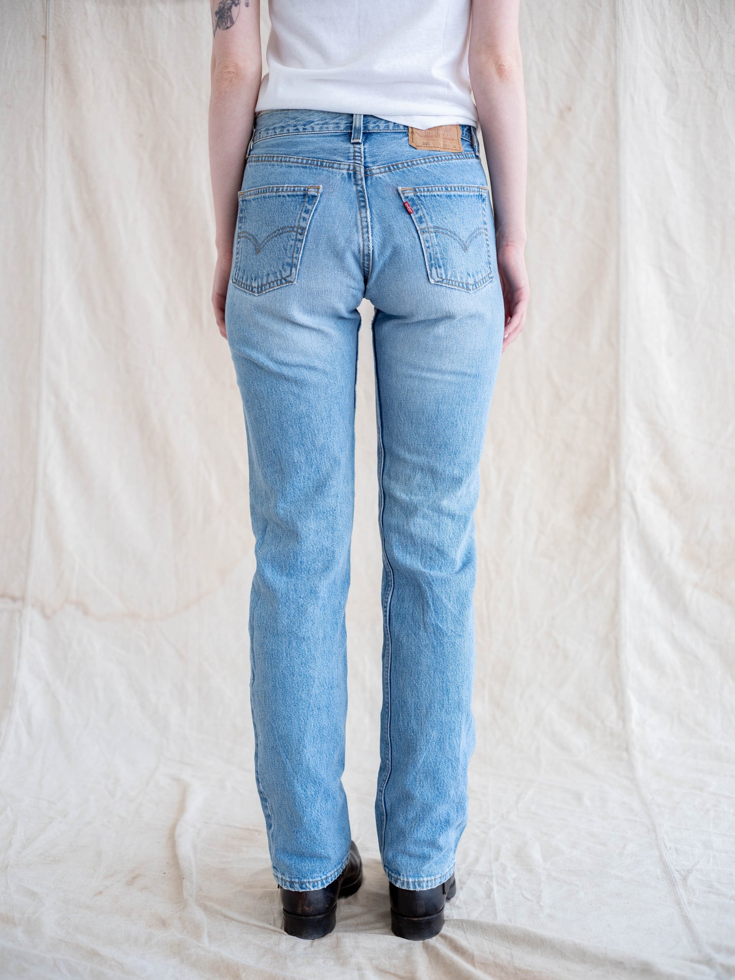 1990’s Levi’s 501s in a Lightwash 29W