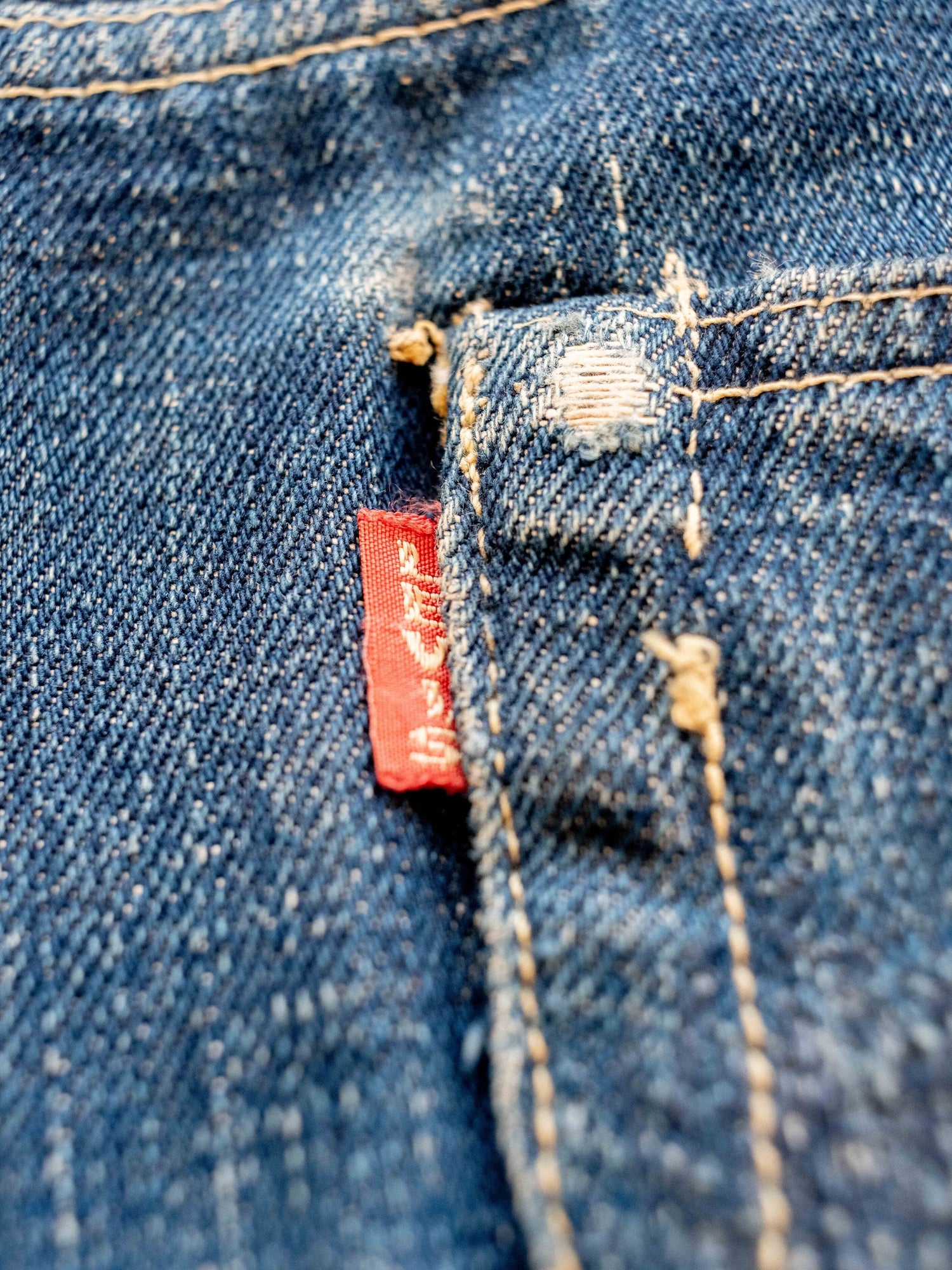 Levi's Big Es