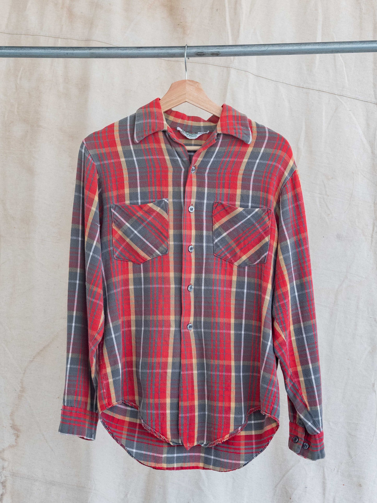1960’s Dutchmaid Faded and Soft Loop Collar Flannel