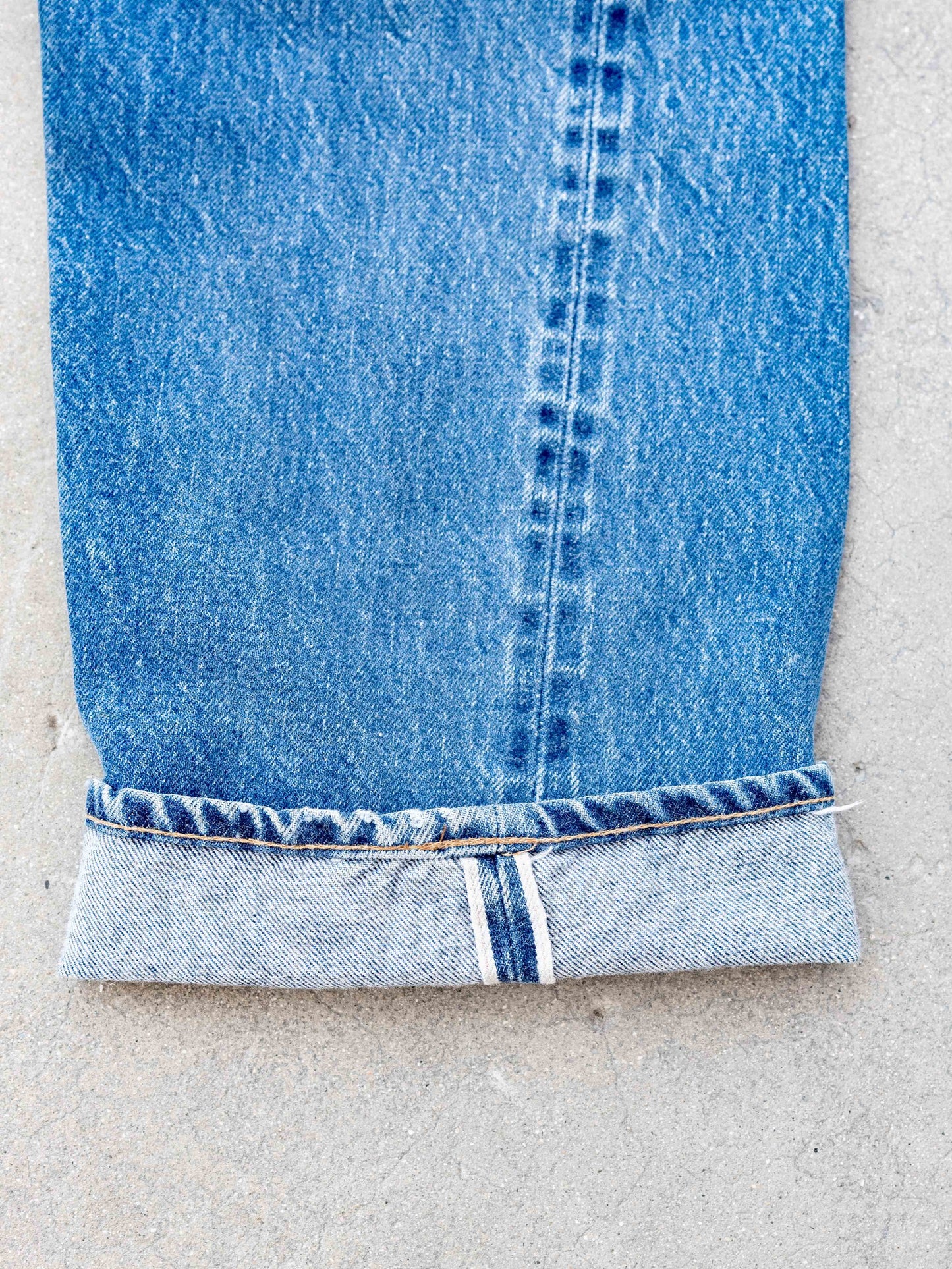 1980’s Levi’s Solid Mid-Wash Redline 501s-33W