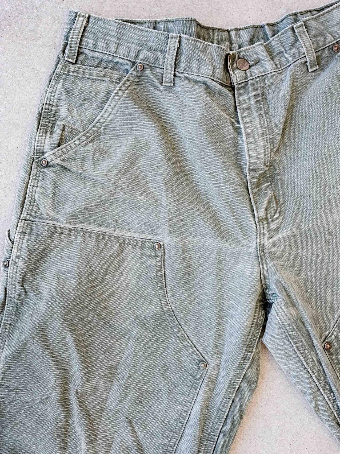 1990’s/2000’s Worn and Faded Olive Green Carhartt Doubleknees-36W