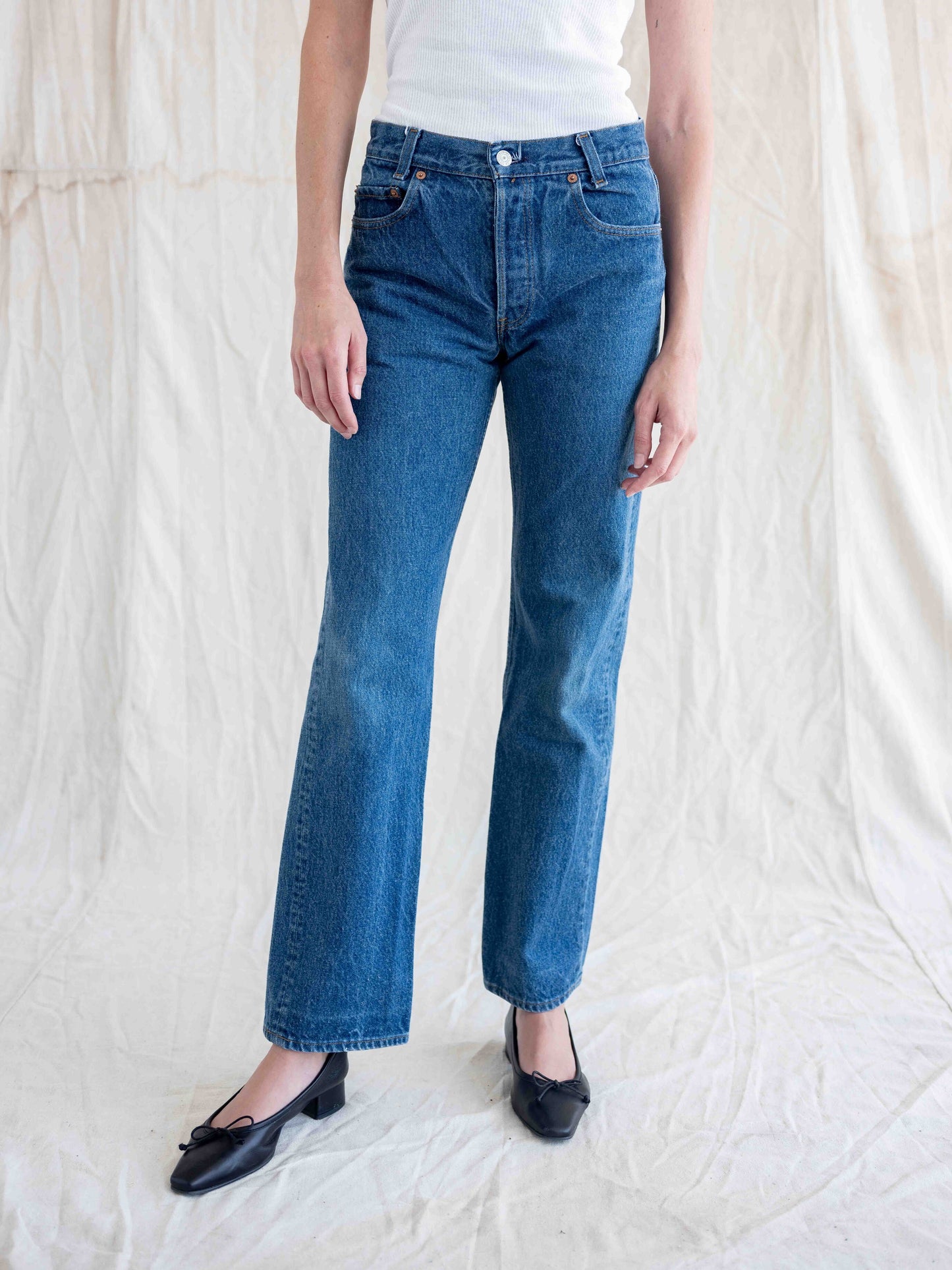 1990’s Dark Levi’s 701 Student Fit-28W