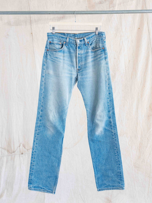 1990’s Lightwash Faded Levi’s 501s 32W