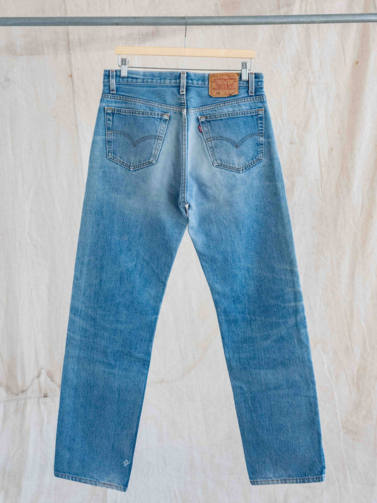 1990’s Light Midwash Levi’s 501s 33W