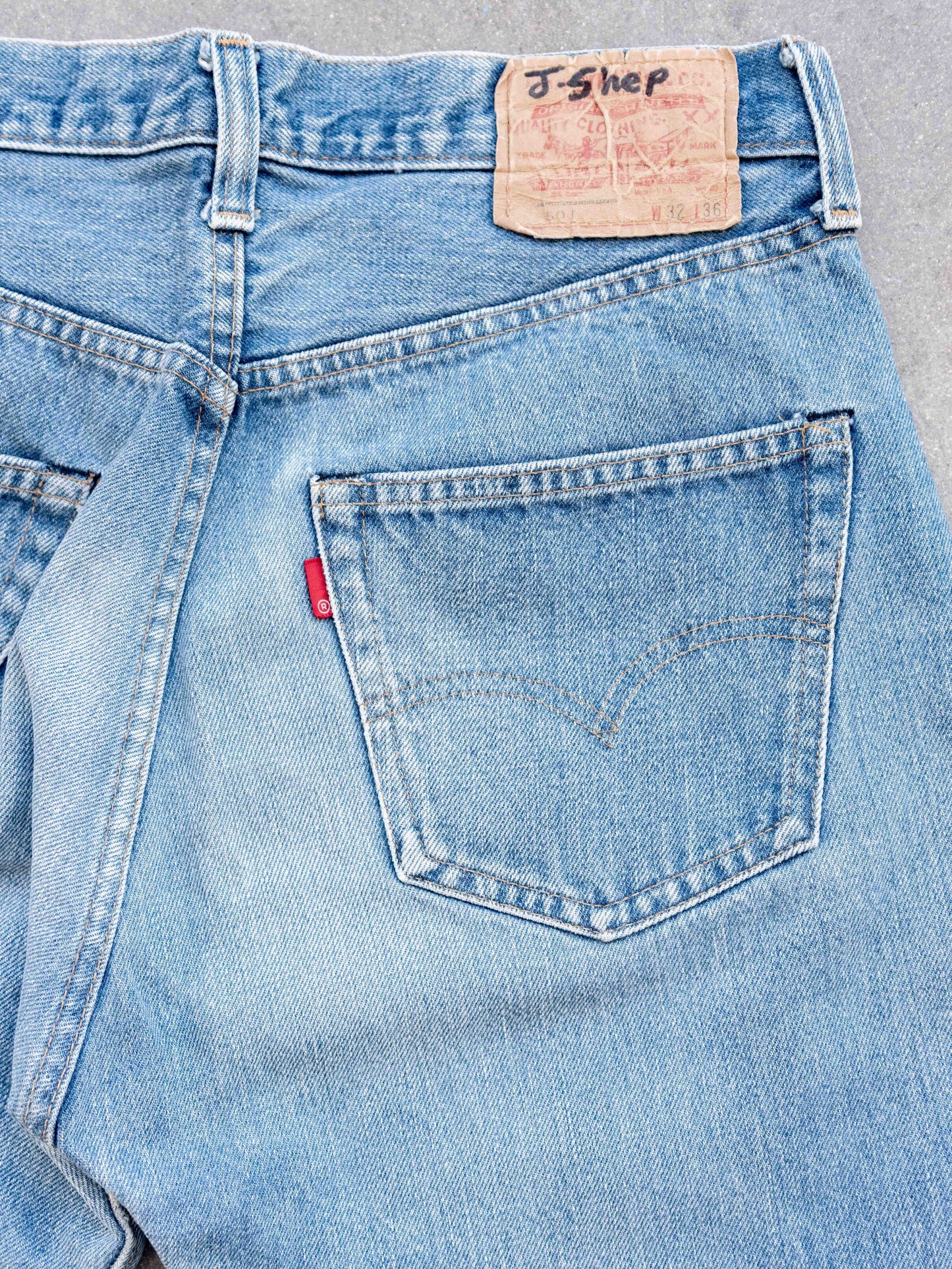 1980’s True Mid Levi’s 501s Redlines 31W