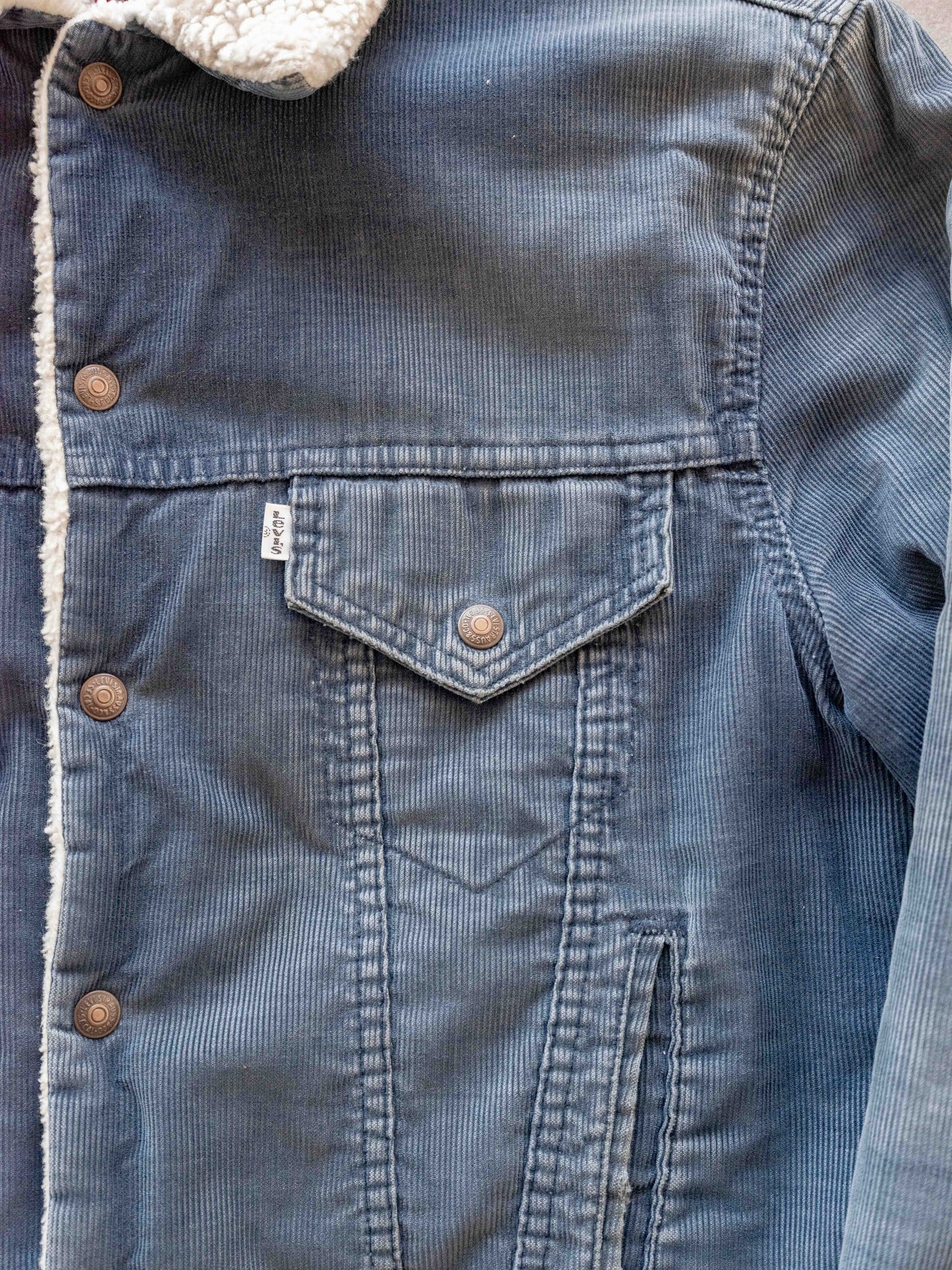1980’s Faded Blue Levi’s Corduroy Sherpa Jacket