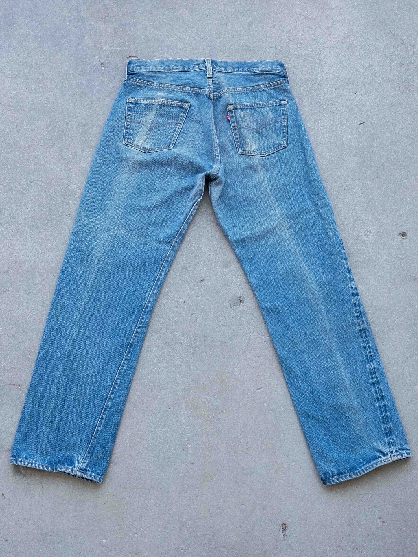 1980’s Classic midwash Levi’s 501 Redlines 32W