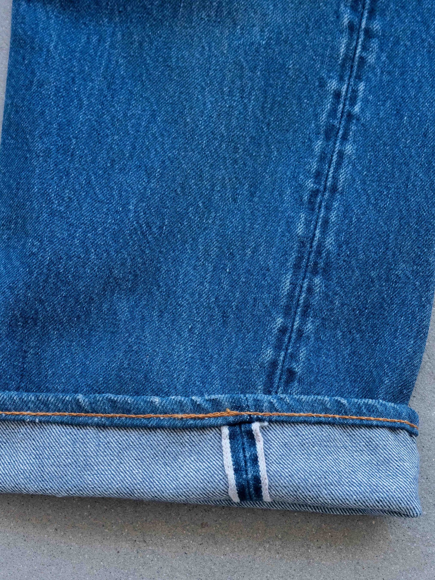 1980’s Solid Deep Indigo Levi’s 501 Redlines 31W