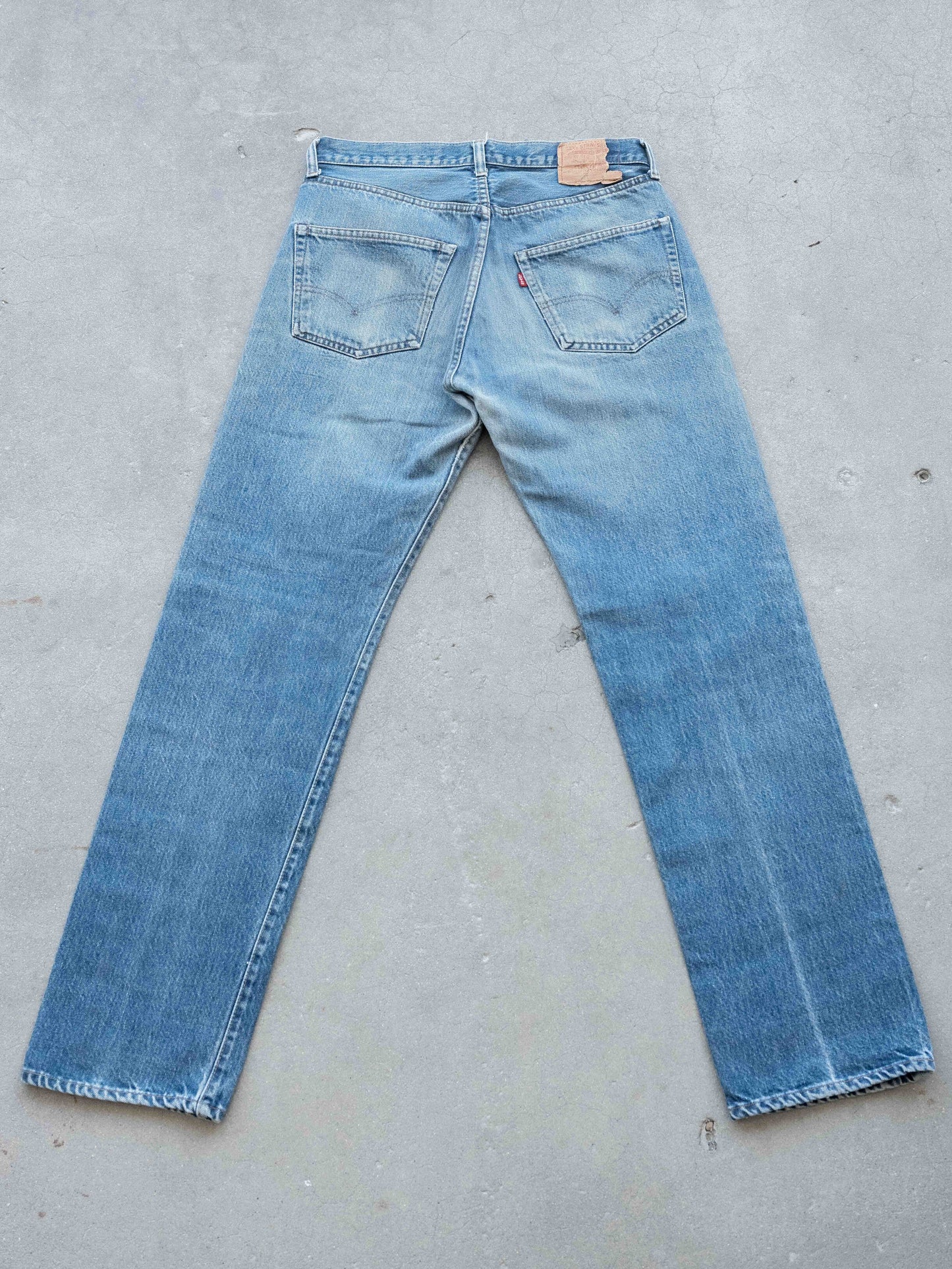 1980’s Dirtied and Faded Levi’s 501 Redlines 32W