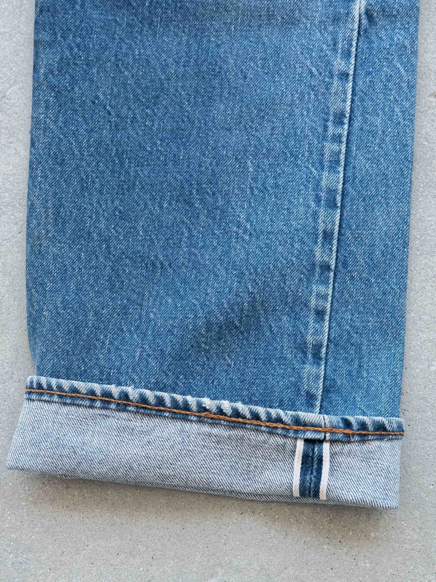 1980’s Whiskered and Repaired Midwash Levi’s 501 Redlines 33W