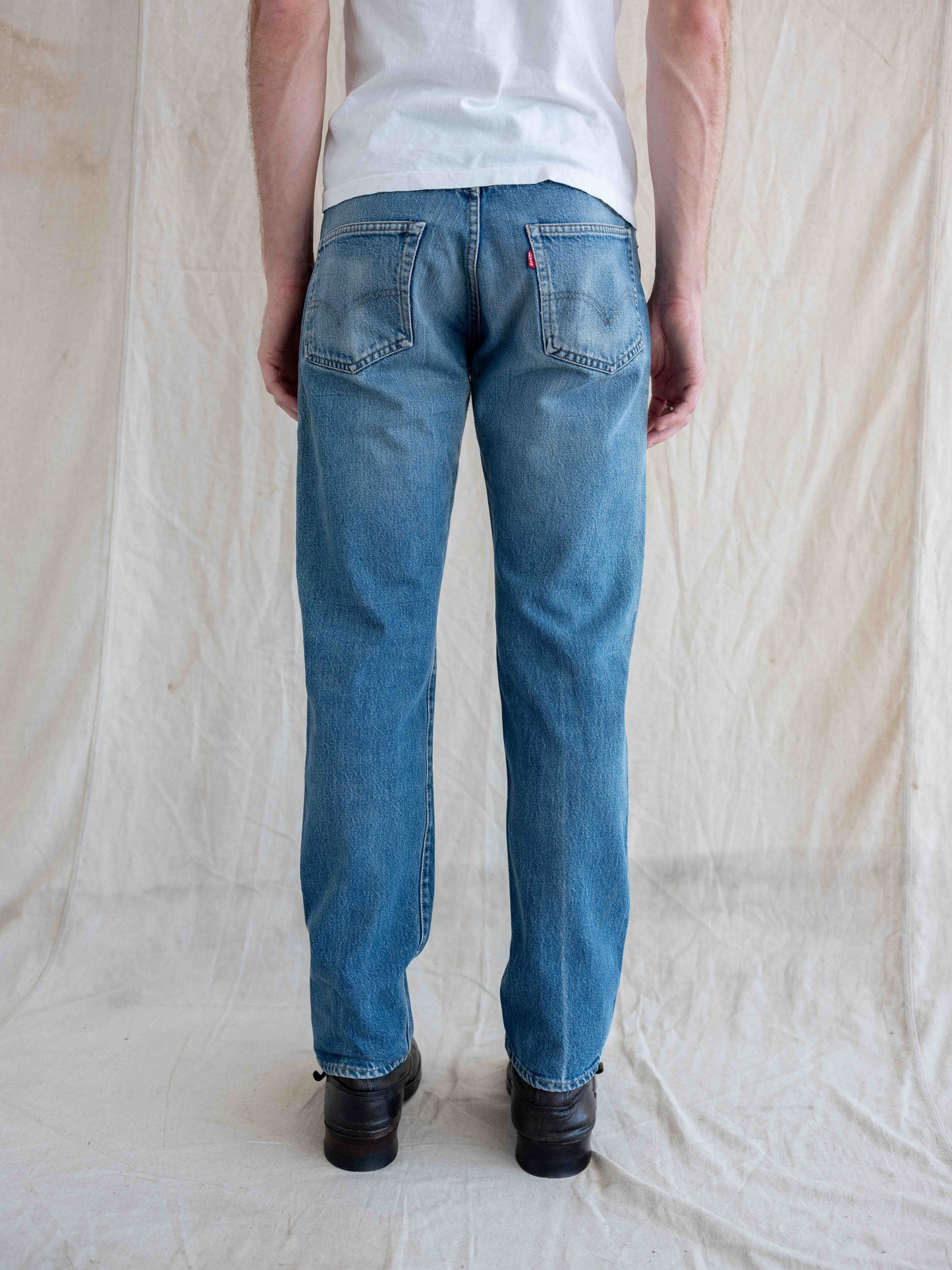 1980’s Dirtied and Faded Levi’s 501 Redlines 32W