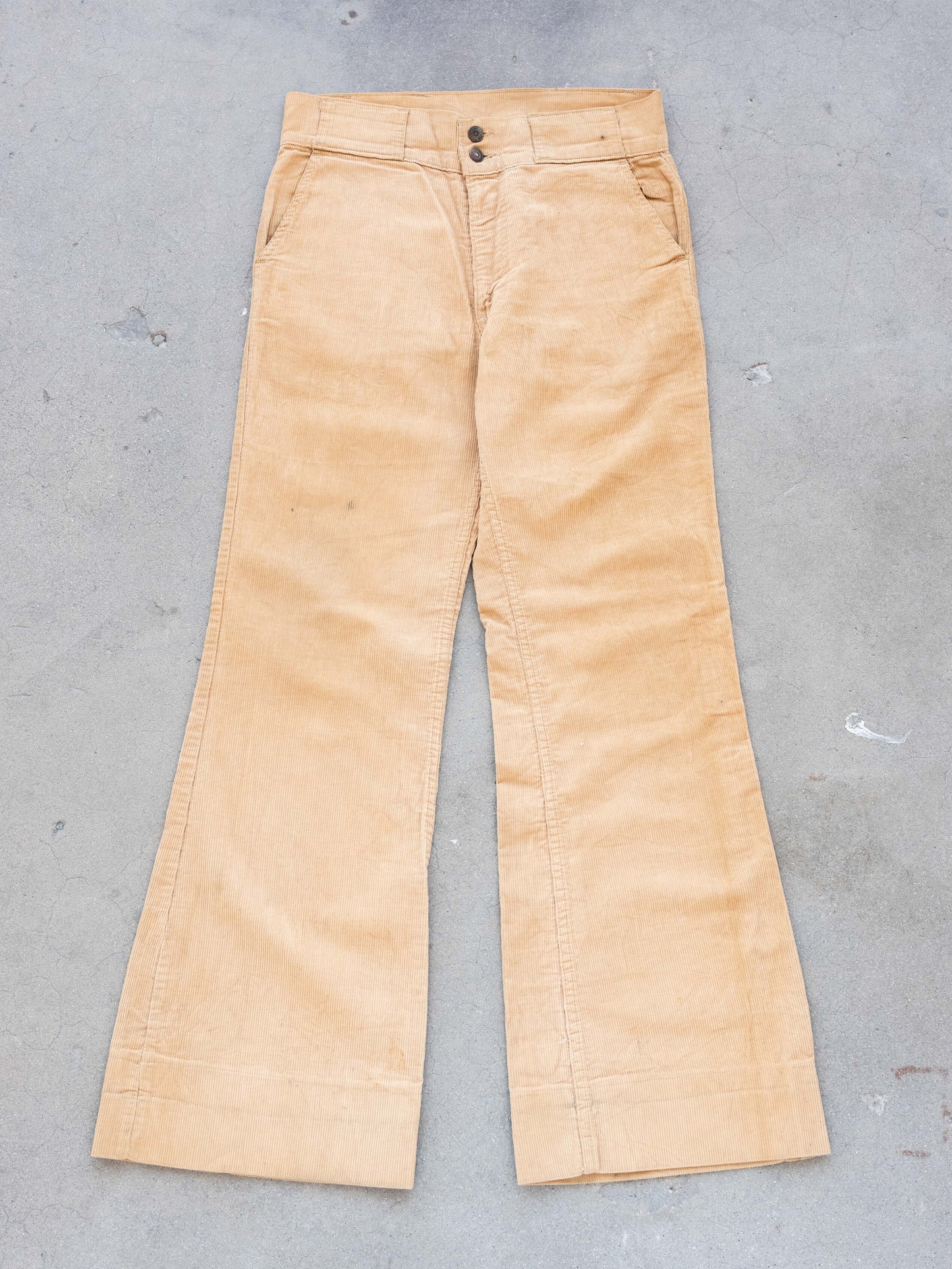 1970’s Levi’s Corduroy Bell Bottoms with Unique Details 32W