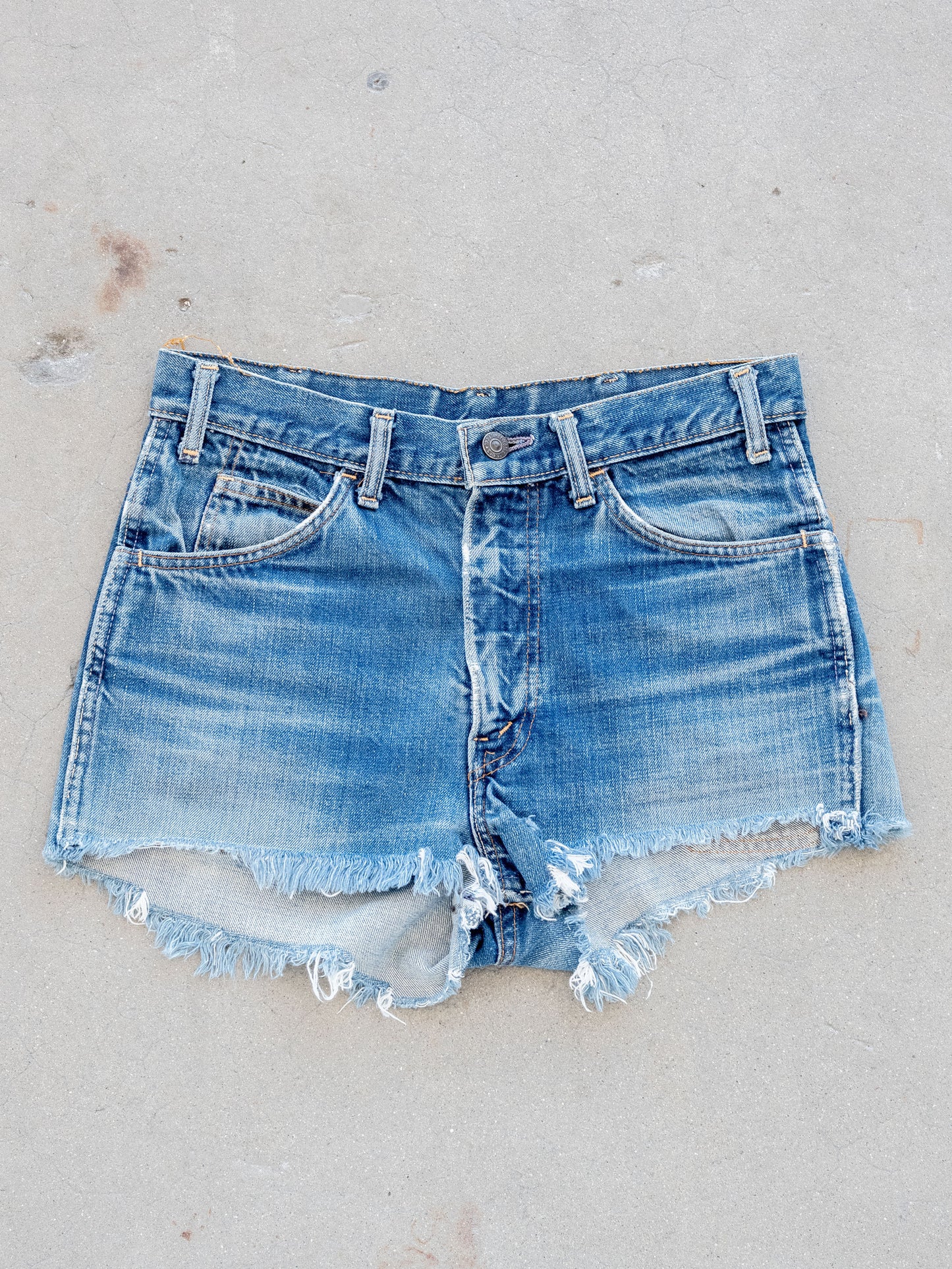 1970’s Levi’s Dark Midwash Cutoff Shorts 30W