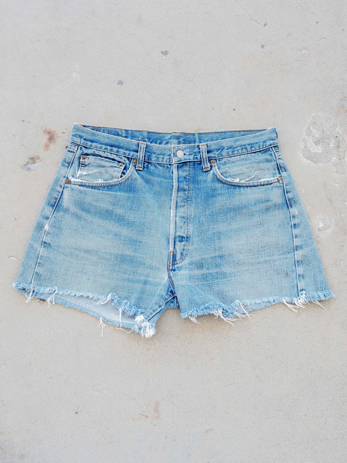 1970’s Levi’s Single Stitch Lightwash Redline 501 Cutoff Shorts 34W