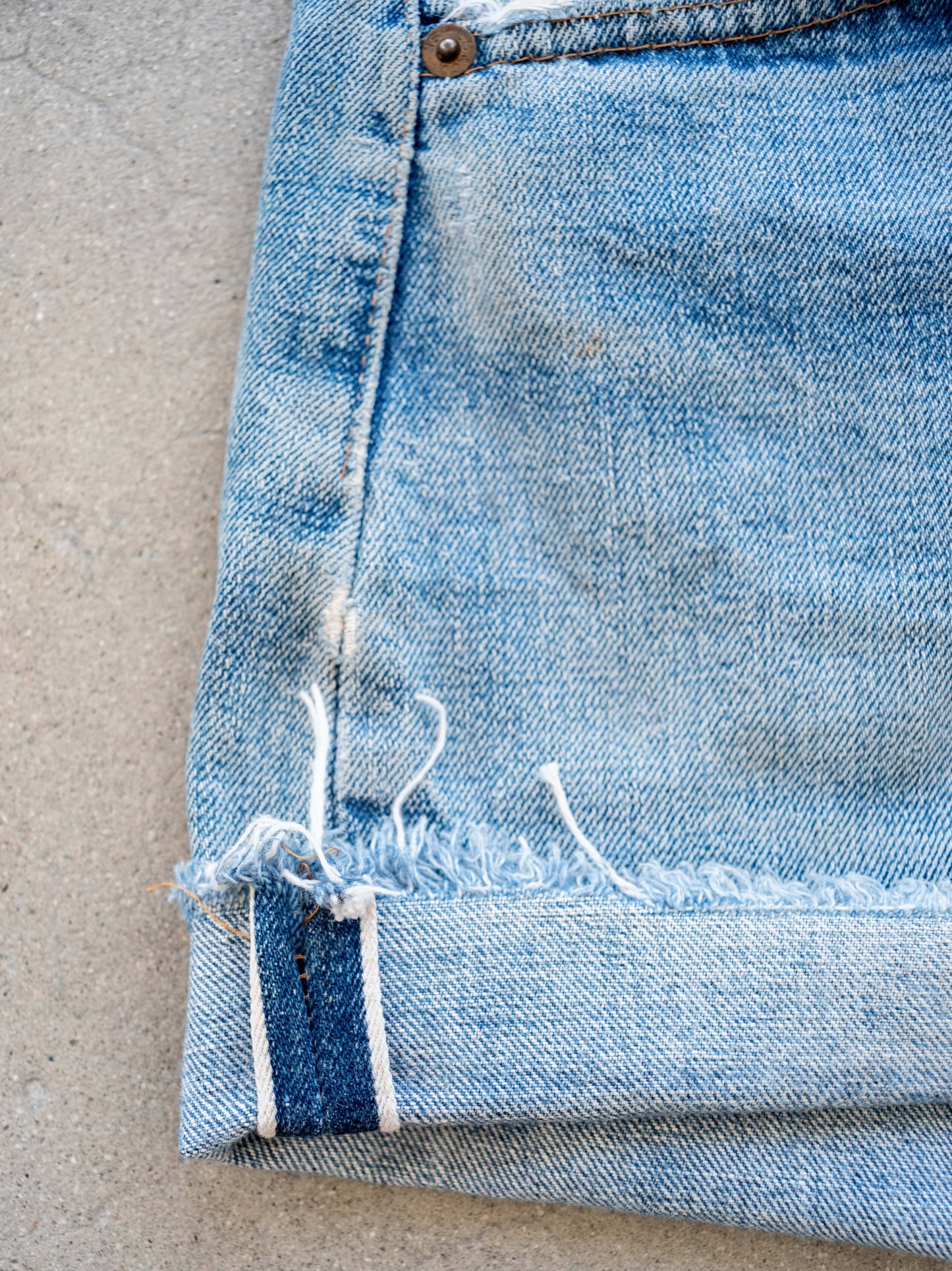 1970’s Levi’s Single Stitch Lightwash Redline 501 Cutoff Shorts 34W