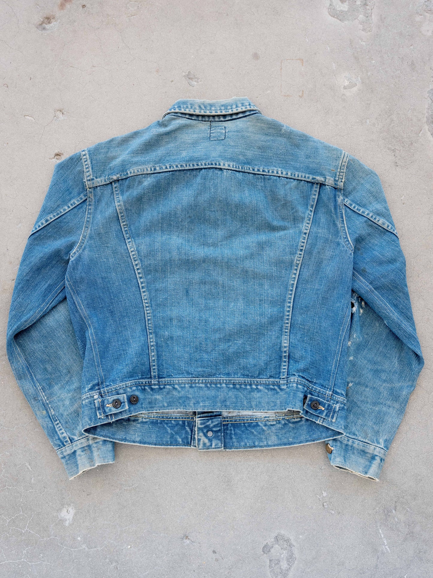 1970’s Thrashed Lee 101-J Size 46
