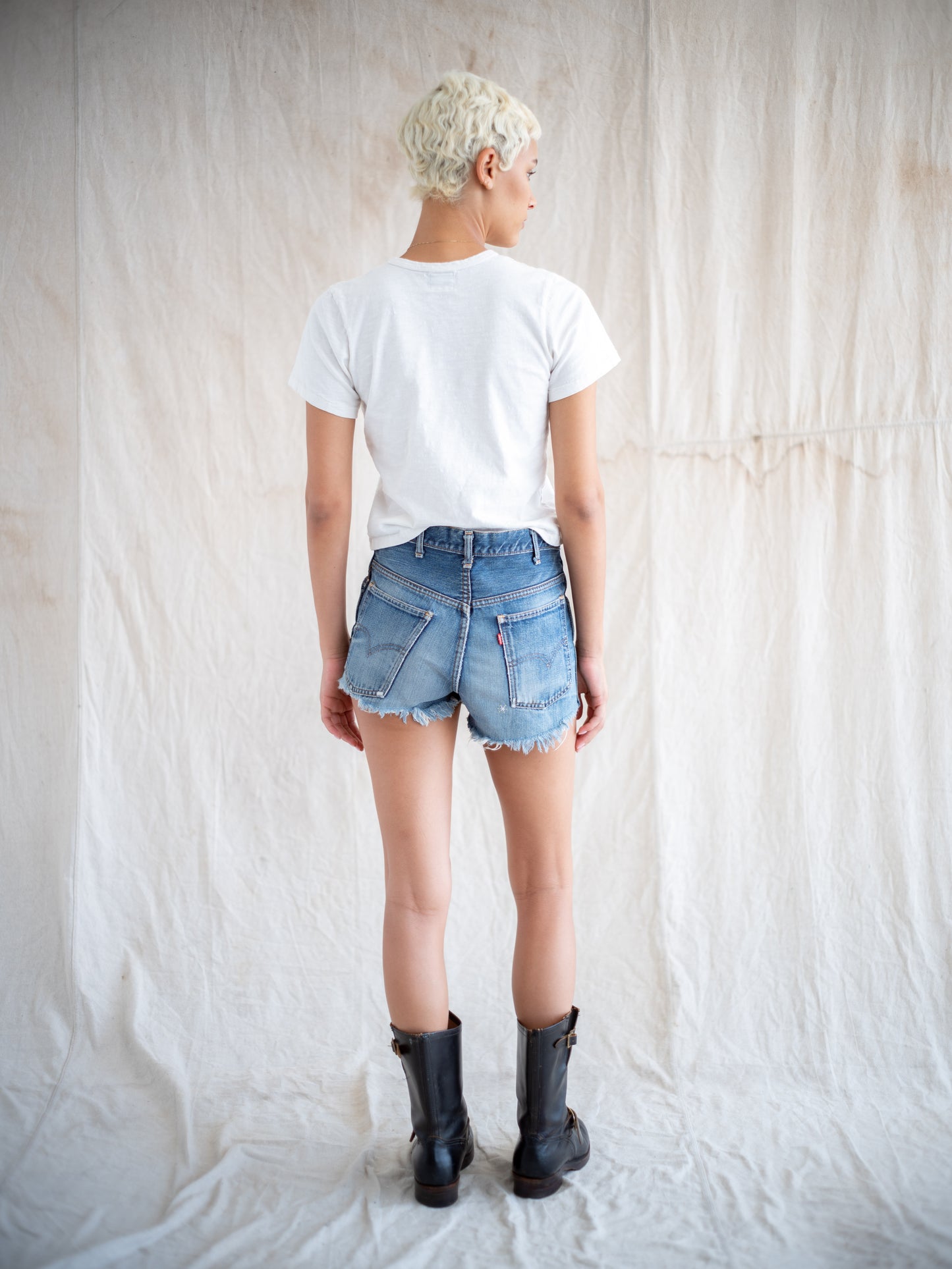 1970’s Levi’s Dark Midwash Cutoff Shorts 30W