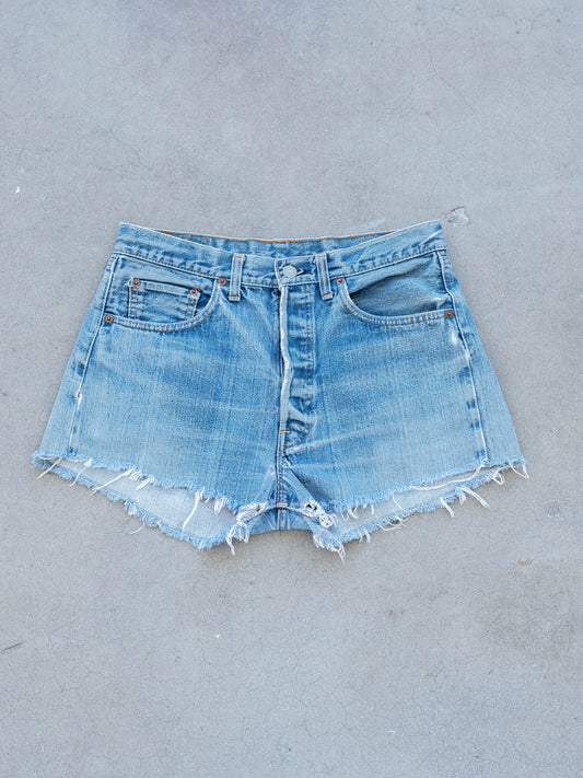 1970’s Levi’s 501s Redline Cutoff Short in a Midwash W32