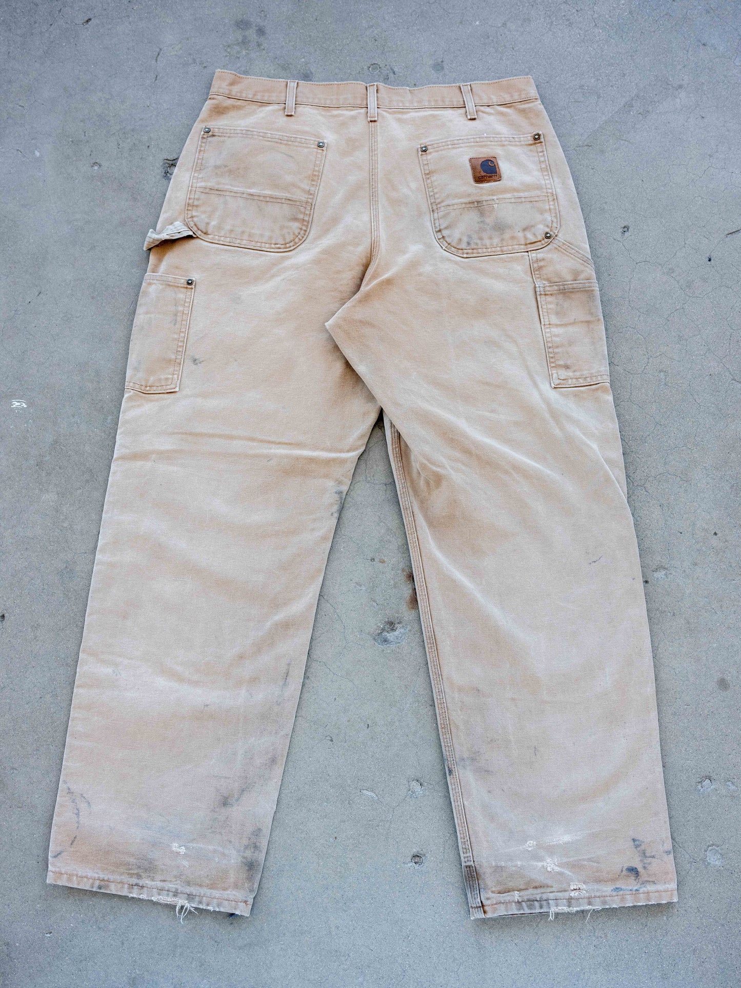 1990’s/200’s Tan Carhartt Doubleknees with Wear and Aging 37W