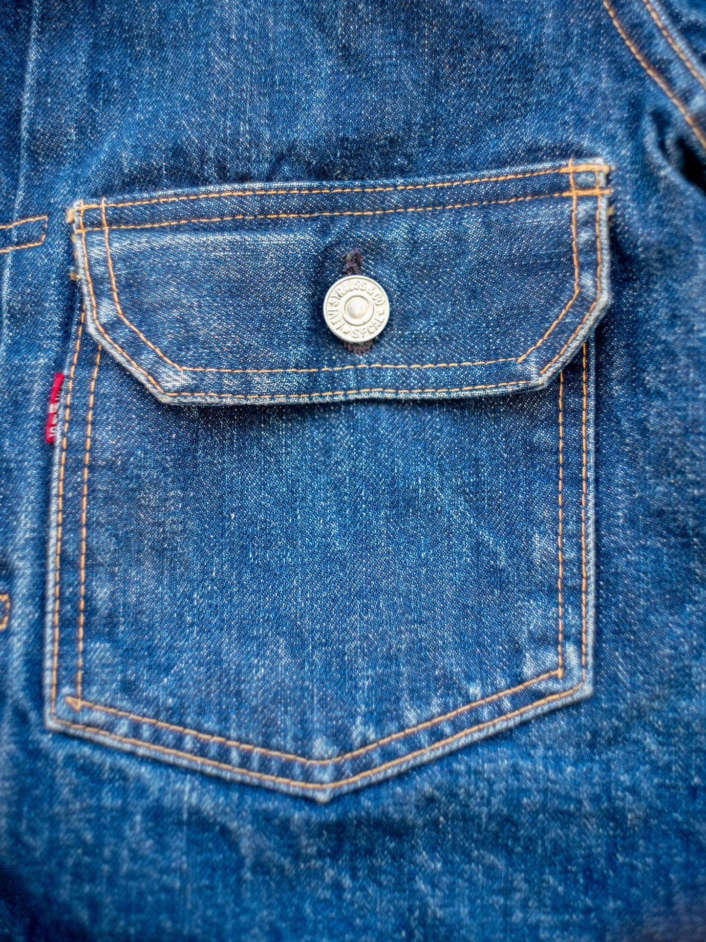 1950's Levi's 507XX Type Two Jacket in a Dark Wash Size 40