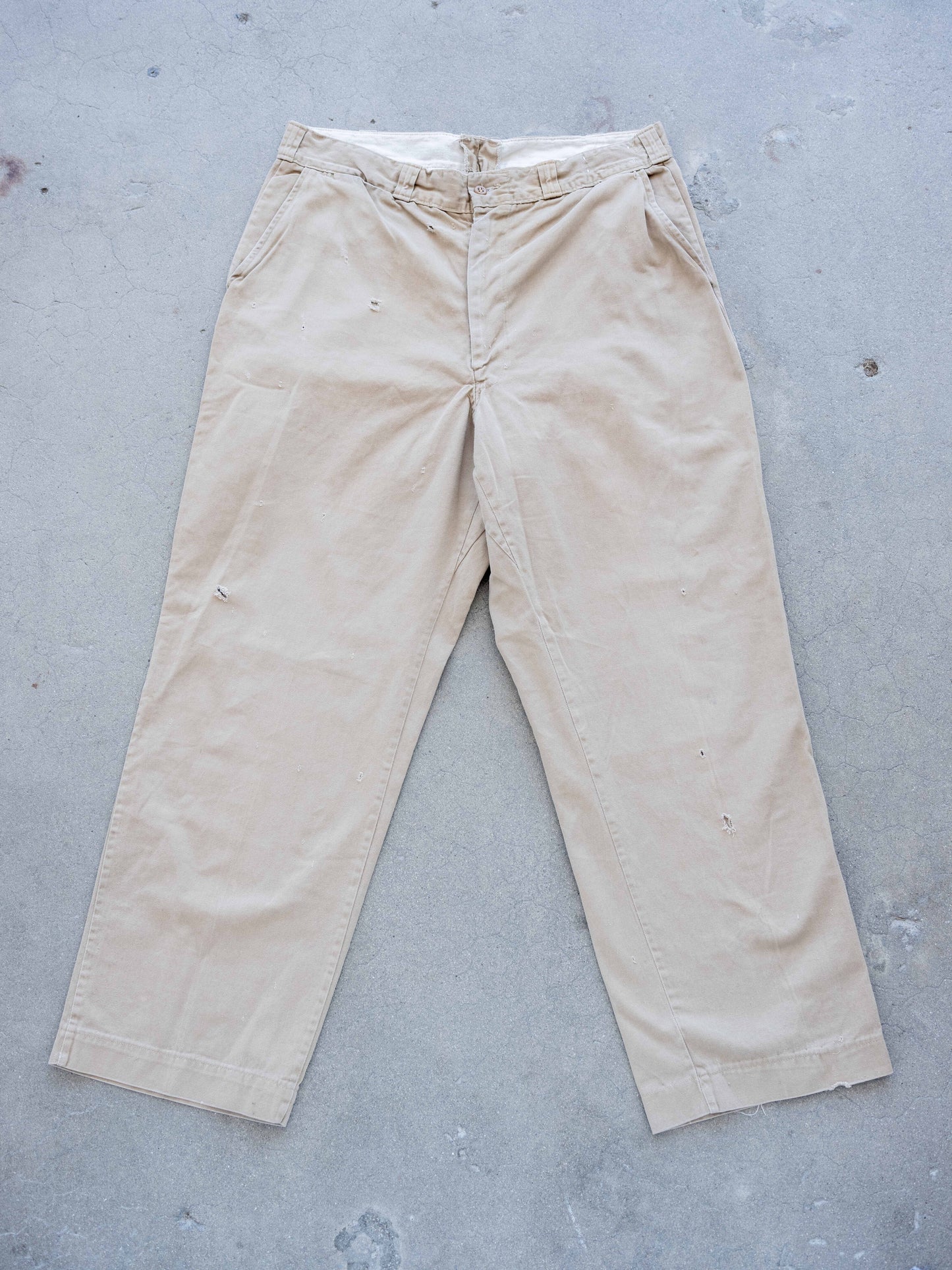 1960’s Lightly Distressed Khaki Chinos with a Wide Leg 34W