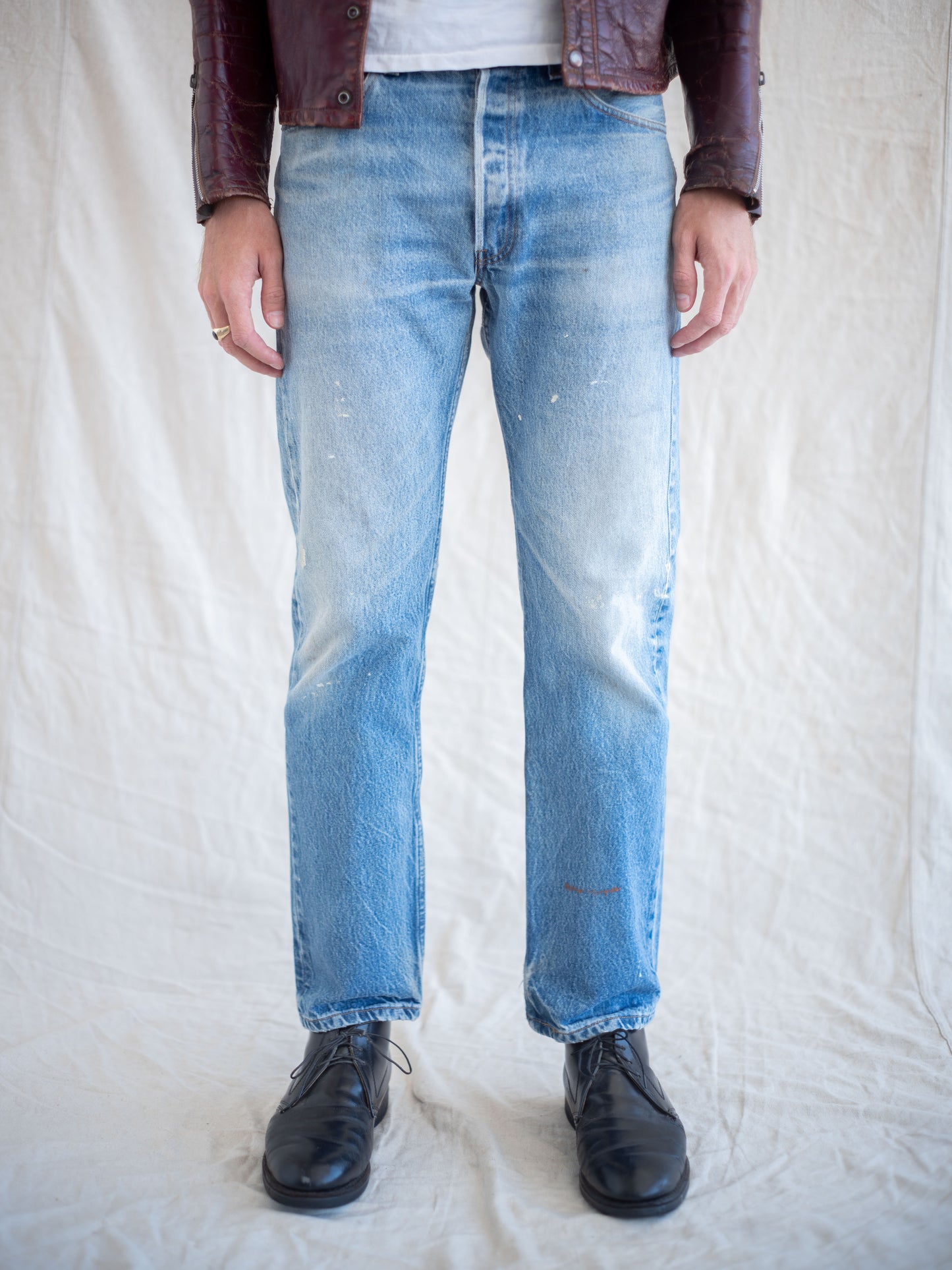 1990’s Levi’s 501s in a Light Mid Wash with Paint 32W