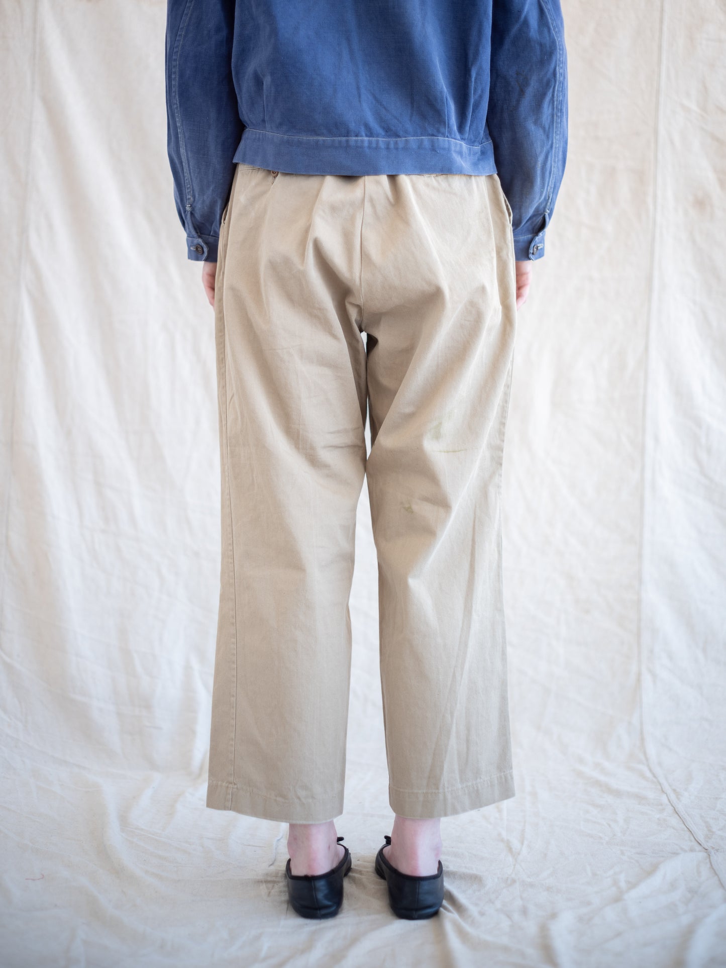 1960’s Lightly Distressed Khaki Chinos with a Wide Leg 34W