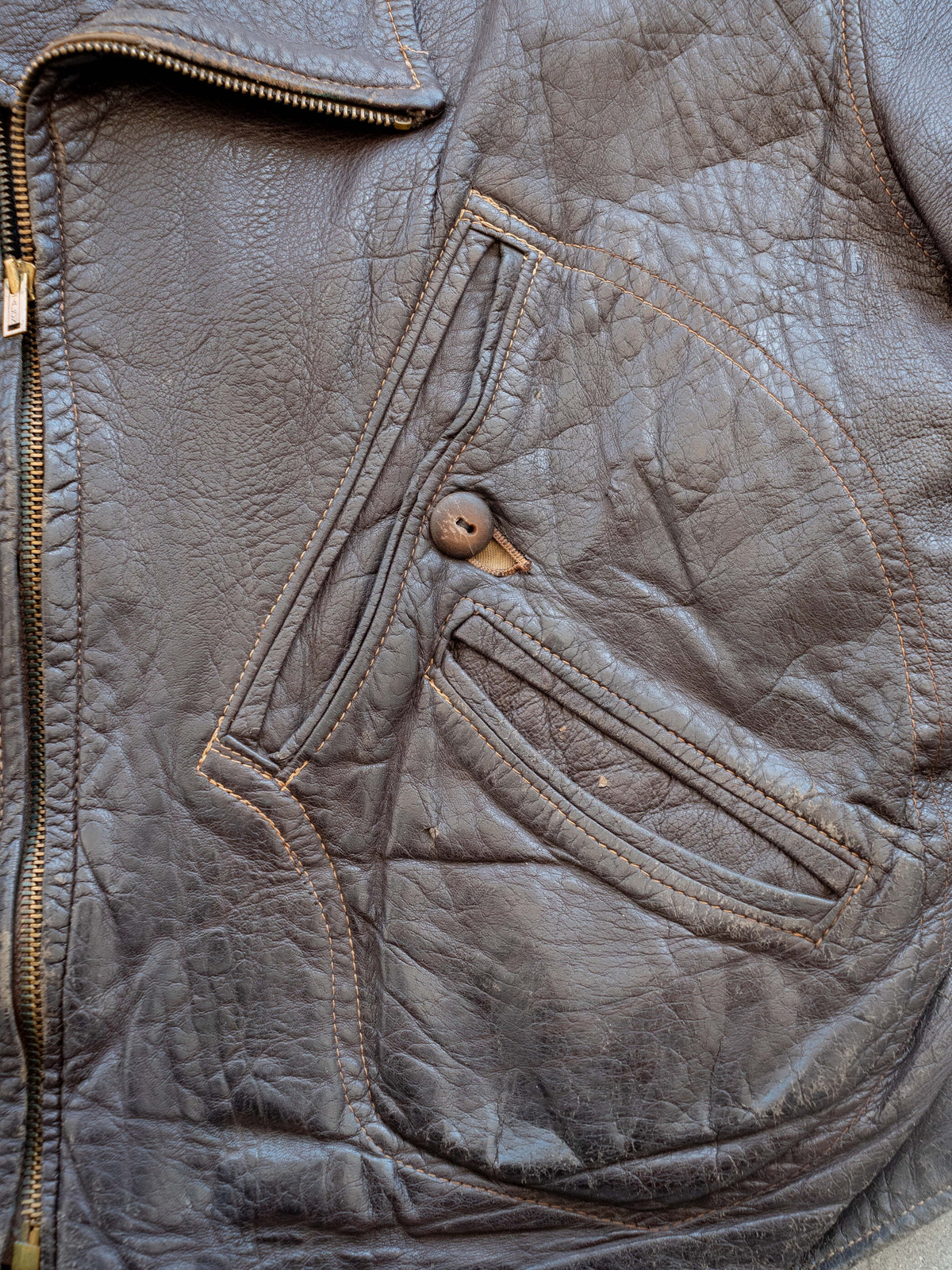 1930’s/1940’s Brown Sportswear Motorcycle Jacket with Salt and Pepper Liner (Size Large)