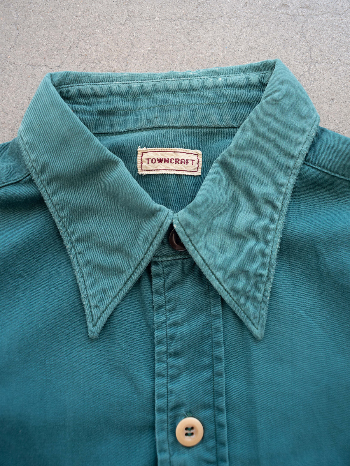 1940’s Towncraft Green Workshirt with Different Buttons (Size Medium)