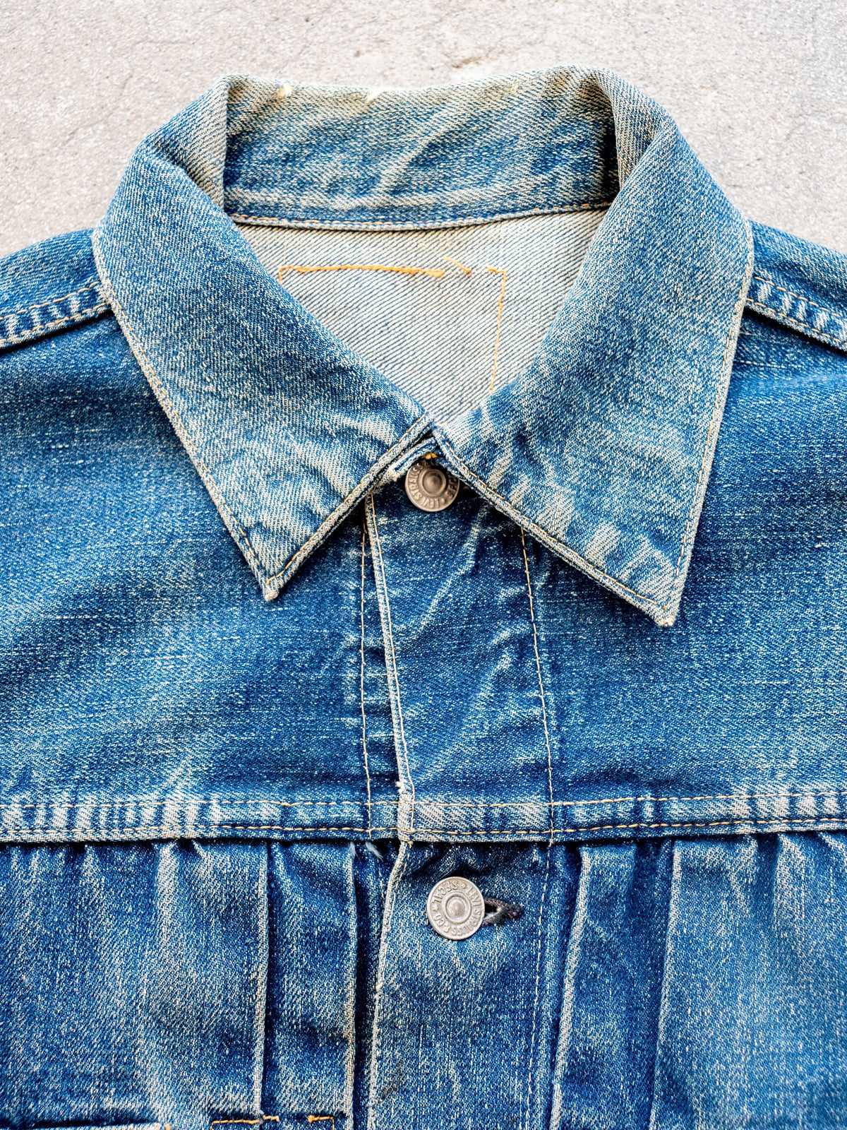 1950’s Levi’s 507XX Type Two Jacket in a Dark Midwash (Size Medium/Large)