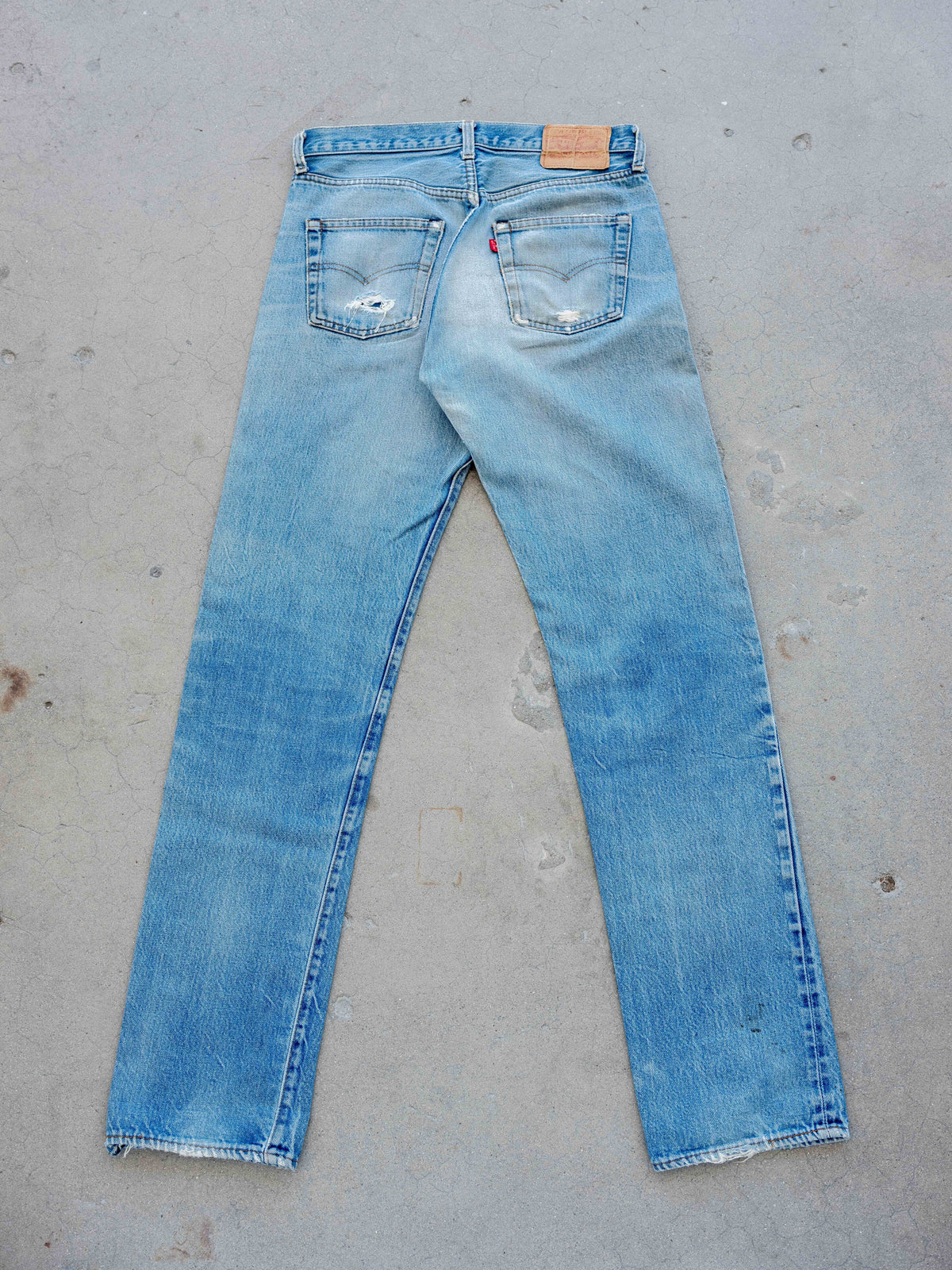 1980’s Levi’s Redlines 501s in a Classic Midwash 32W