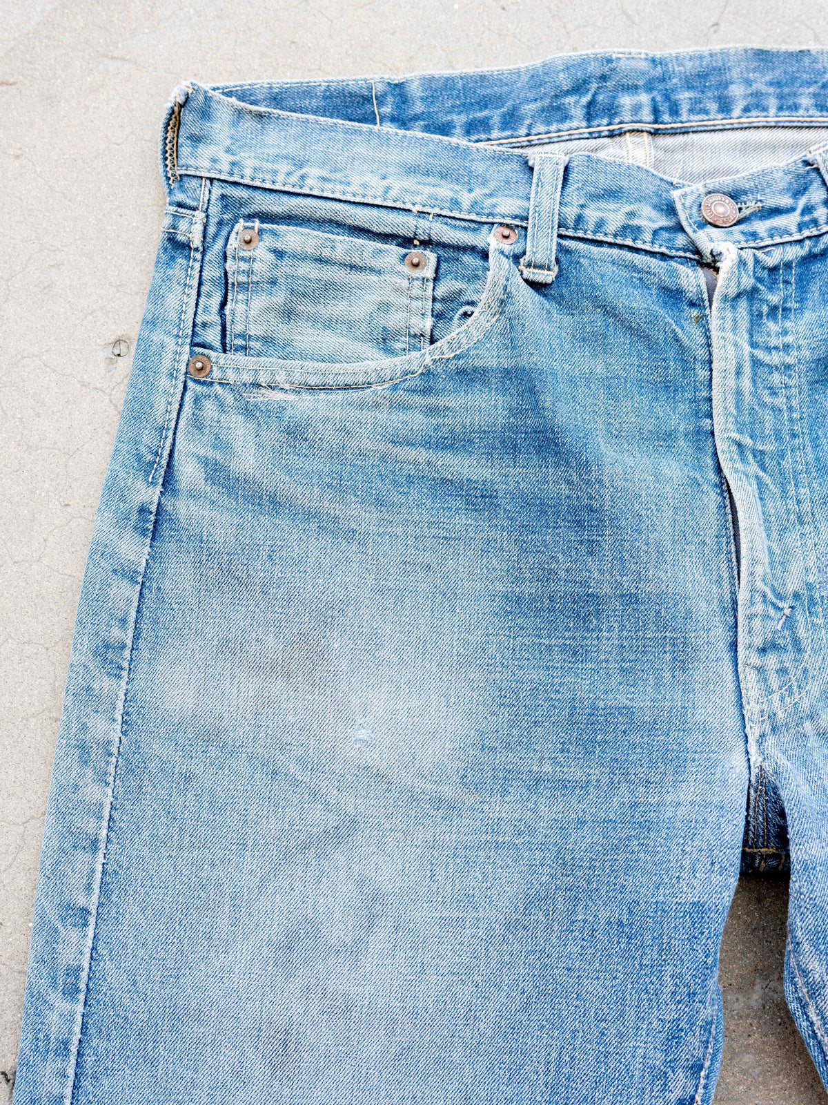 1960’s Levi’s Selvedge Big E 505s in a Light Midwash with Repairs 34W