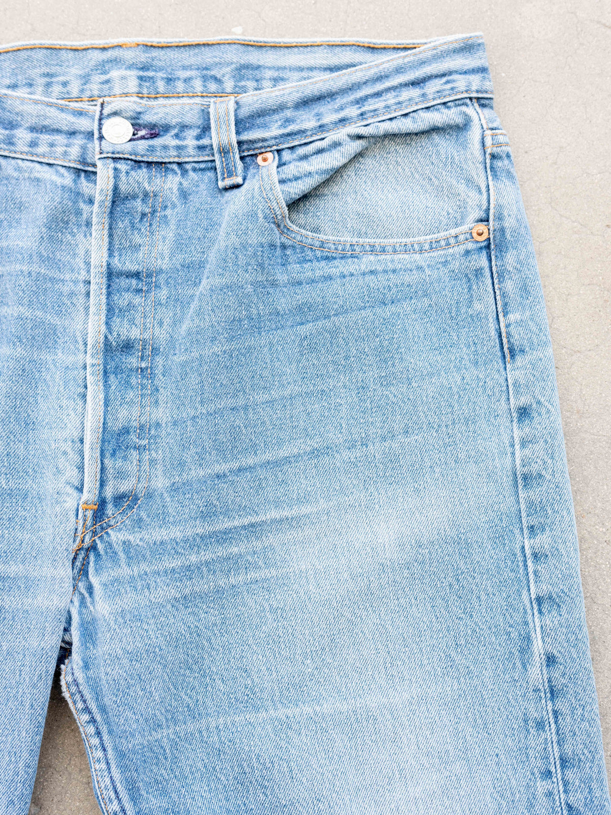 1990’s Levi’s 501s in a Midwash with Extreme Whiskering 35W