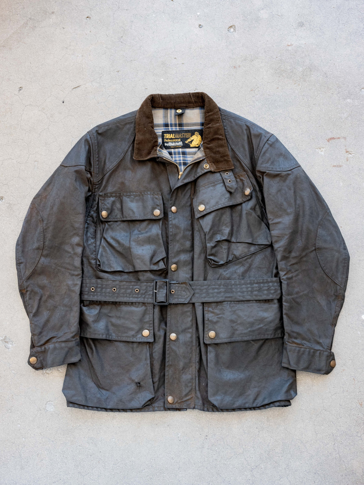 1980’s Belstaff Waxed Chore Jacket Made in England (Size Medium/Large)