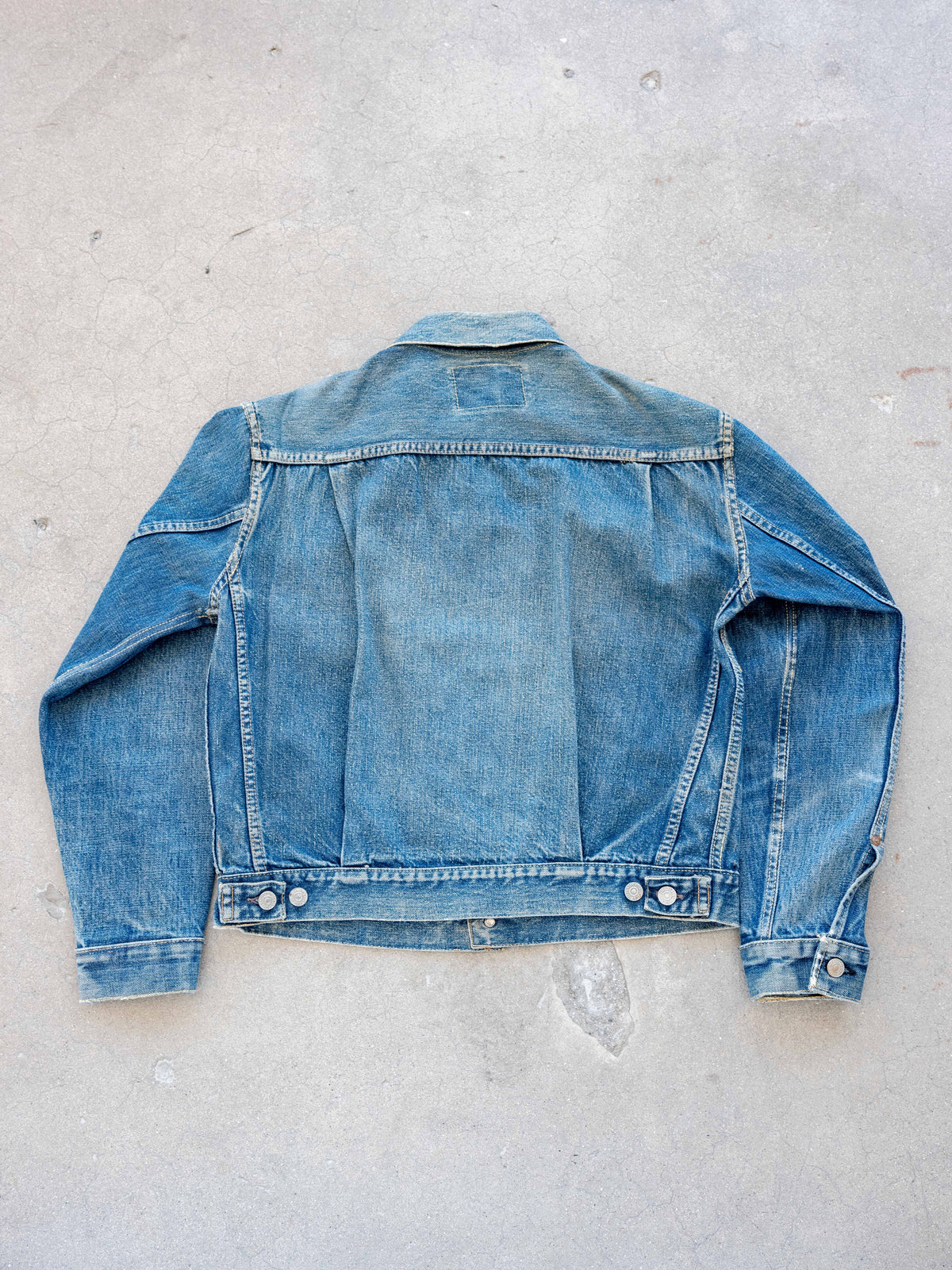 1950’s Levi’s 507XX Type Two Jacket in a Dark Midwash (Size Medium/Large)