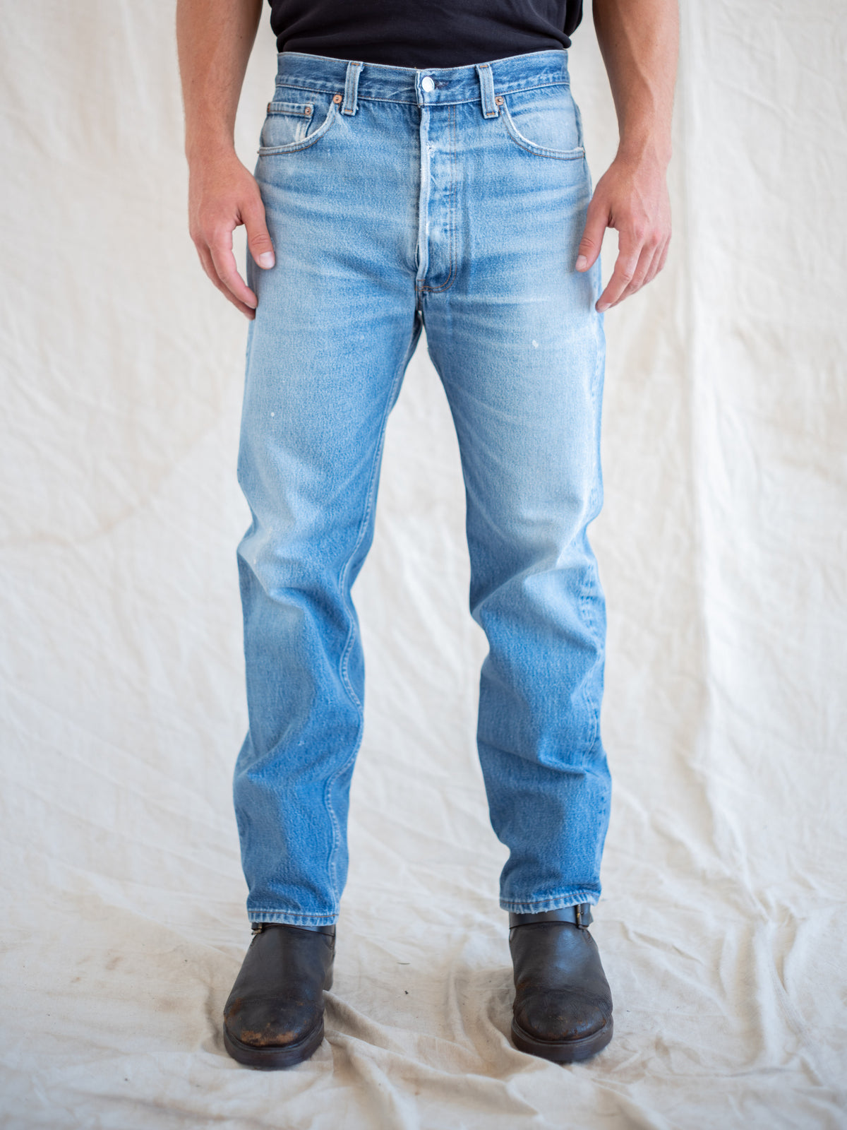 1980’s Levi’s 501s in a Light Midwash with Whiskering and Paint Drops 34W