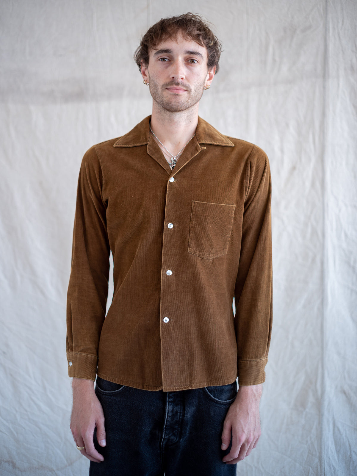 1960’s Arrow Brown Corduroy One Pocket Shirt (Size Small/Medium)